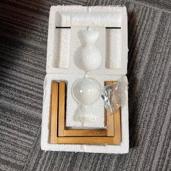 Modern Wooden Propagation Station | Glass Hydroponic Vase with Wooden Stand | In - Picture 2 of 3